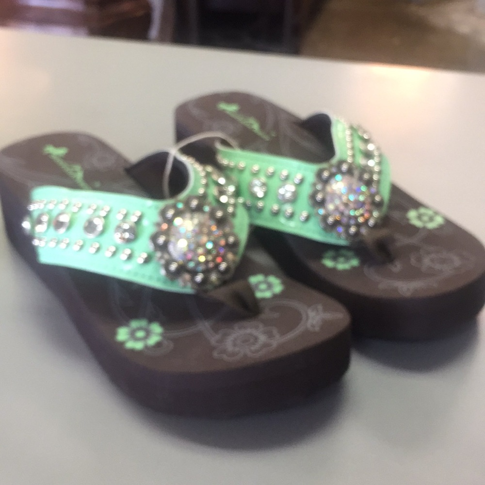 Montana west wedge bling flip flops, Size 9